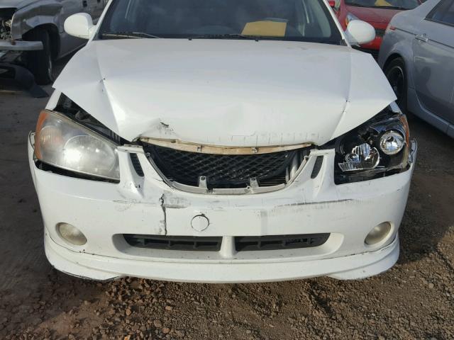 KNAFE162755070774 - 2005 KIA SPECTRA5 WHITE photo 9