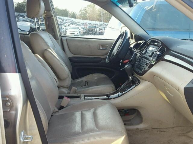 JTEGF21A820053978 - 2002 TOYOTA HIGHLANDER GOLD photo 5