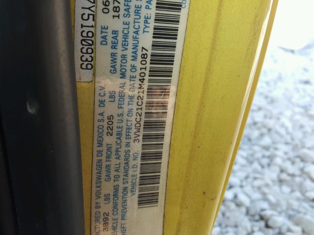 3VWDC21C21M401087 - 2001 VOLKSWAGEN NEW BEETLE YELLOW photo 10