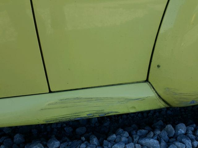 3VWDC21C21M401087 - 2001 VOLKSWAGEN NEW BEETLE 黄色 照片 9