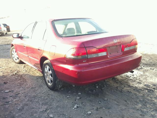 1HGCG56682A058129 - 2002 HONDA ACCORD EX RED photo 3