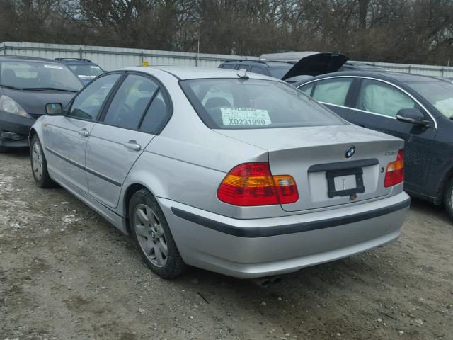 WBAEV33464KL63031 - 2004 BMW 325 I SILVER photo 3