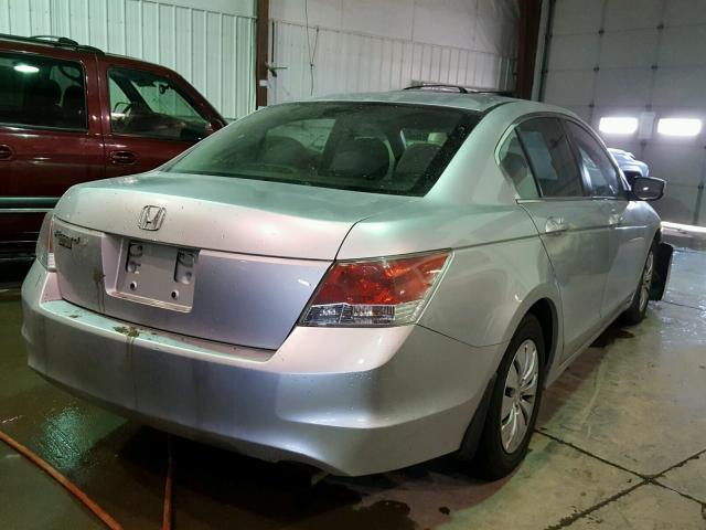 JHMCP26308C055093 - 2008 HONDA ACCORD LX SILVER photo 4