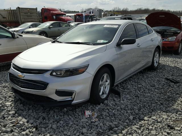 1G1ZB5ST9JF135166 - 2018 CHEVROLET MALIBU LS ვერცხლისფერი ფოტო 2