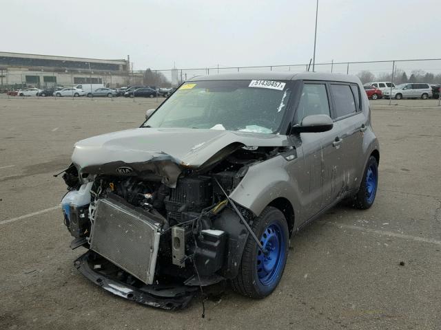 KNDJN2A24E7095162 - 2014 KIA SOUL GRAY photo 2