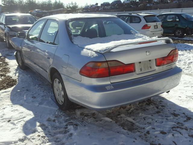 1HGCG5640WA194338 - 1998 HONDA ACCORD LX SILVER photo 3