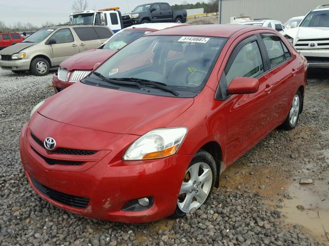 JTDBT923481295430 - 2008 TOYOTA YARIS RED photo 2