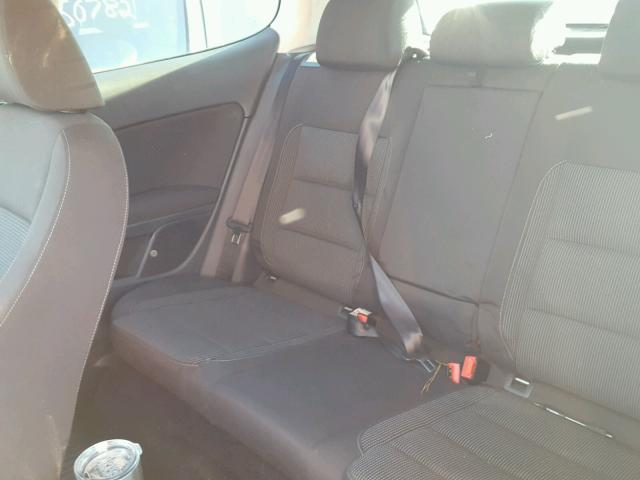 WVWAA7AJ4BW336879 - 2011 VOLKSWAGEN GOLF 红色 照片 6