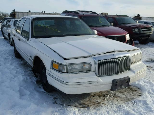 1LNLM82WXVY671794 - 1997 LINCOLN TOWN CAR S WHITE photo 1