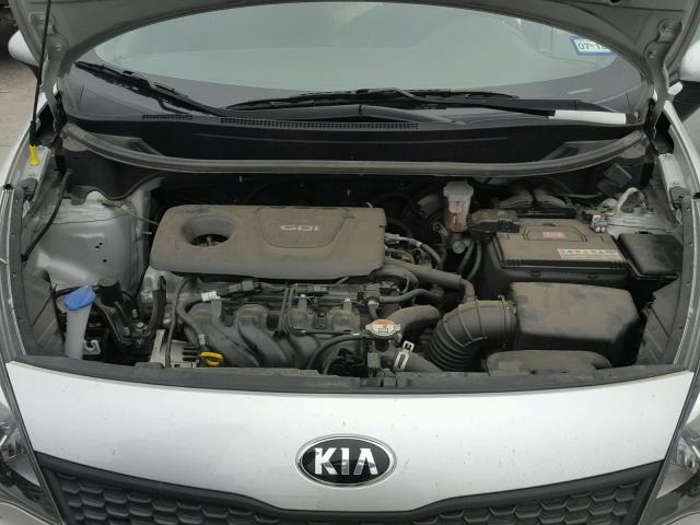 KNADM4A38G6666131 - 2016 KIA RIO LX SILVER photo 7