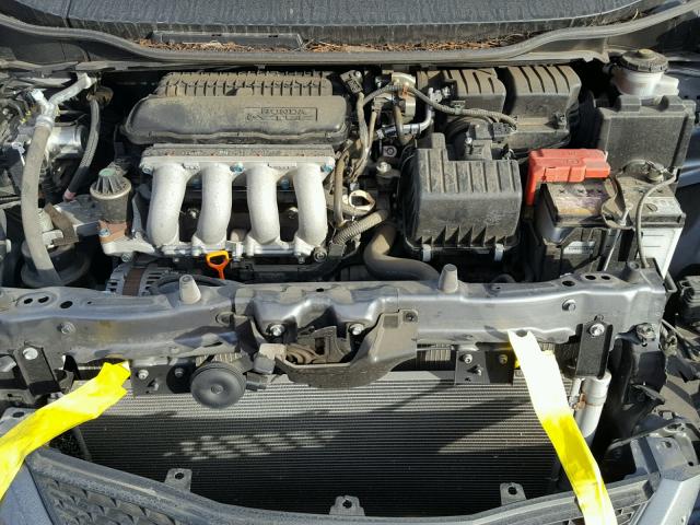 JHMGE8H39CS001636 - 2012 HONDA FIT رمادي صورة 7