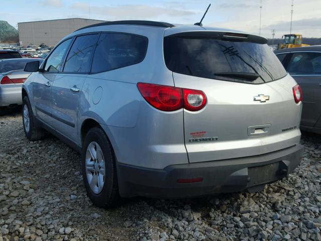 1GNEV13D69S164230 - 2009 CHEVROLET TRAVERSE L SILVER photo 3