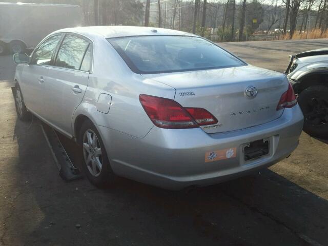 4T1BK36BX9U340111 - 2009 TOYOTA AVALON XL SILVER photo 3