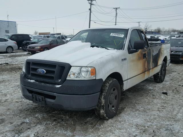 1FTRF12247KC65562 - 2007 FORD F150 WHITE photo 2