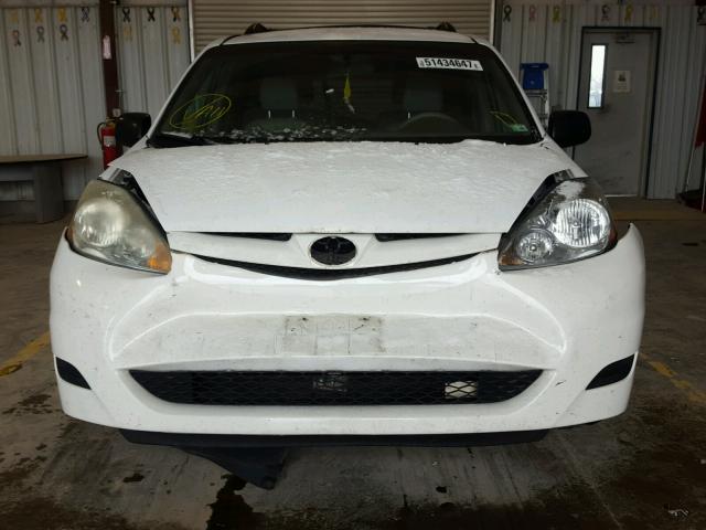 5TDZA23C16S496681 - 2006 TOYOTA SIENNA CE WHITE photo 9