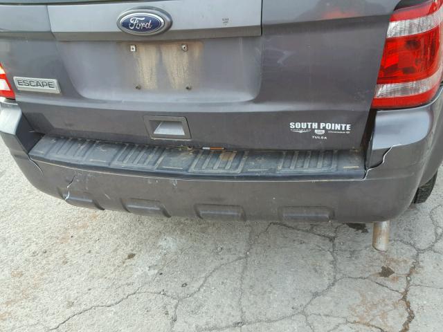 1FMCU0C77CKC81776 - 2012 FORD ESCAPE XLS GRAY photo 9