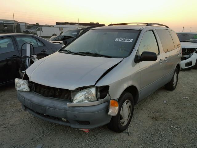 4T3ZF13C82U433937 - 2002 TOYOTA SIENNA LE SILVER photo 2