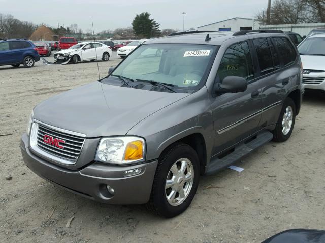 1GKDT13S482136924 - 2008 GMC ENVOY GRAY photo 2