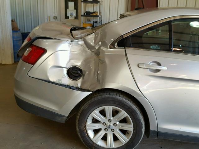 1FAHP2DW3AG111830 - 2010 FORD TAURUS SE SILVER photo 9