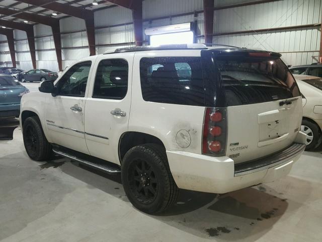 1GKUKEEF0AR277738 - 2010 GMC YUKON DENA WHITE photo 3