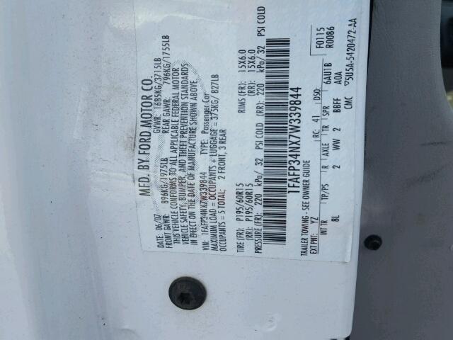 1FAFP34NX7W339844 - 2007 FORD FOCUS ZX4 WHITE photo 10