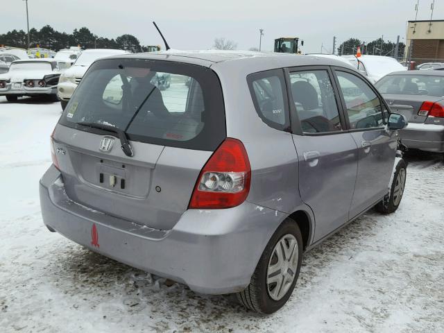 JHMGD37478S057081 - 2008 HONDA FIT SILVER photo 4