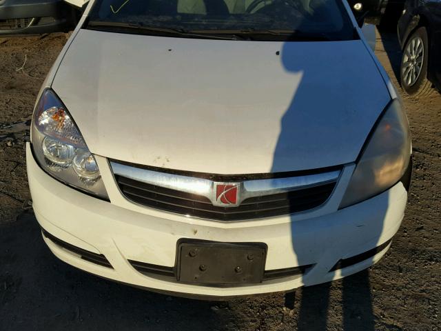 1G8ZS57NX8F108774 - 2008 SATURN AURA XE WHITE photo 7