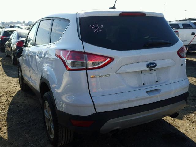 1FMCU0G71GUC60930 - 2016 FORD ESCAPE SE WHITE photo 3