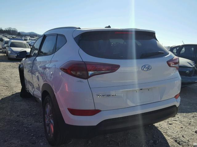 KM8J33A45HU452198 - 2017 HYUNDAI TUCSON LIM WHITE photo 3