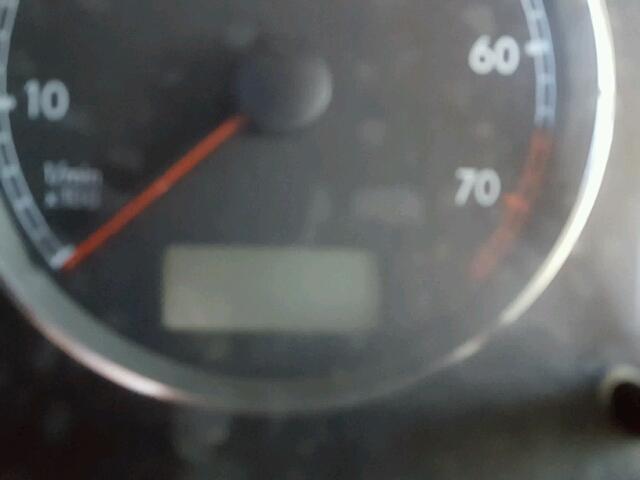 WVWYH63B82E196416 - 2002 VOLKSWAGEN PASSAT GLX GRAY photo 8