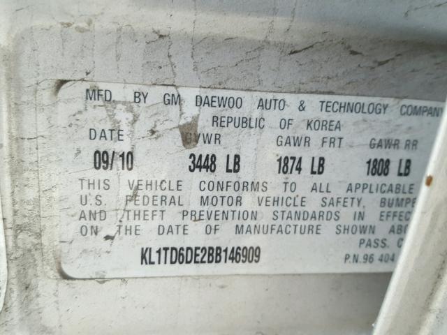 KL1TD6DE2BB146909 - 2011 CHEVROLET AVEO LS SILVER photo 10