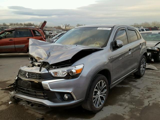 JA4AR3AU0HZ012454 - 2017 MITSUBISHI OUTLANDER GRAY photo 2