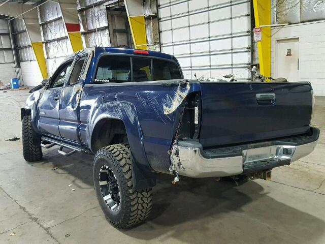 5TEUX42N86Z228589 - 2006 TOYOTA TACOMA ACC BLUE photo 3