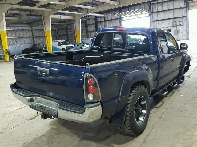 5TEUX42N86Z228589 - 2006 TOYOTA TACOMA ACC BLUE photo 4