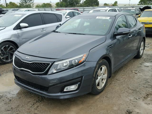 KNAGM4A73F5634210 - 2015 KIA OPTIMA LX GRAY photo 2