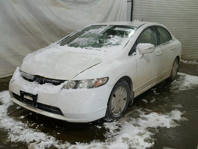 JHMFA36256S012447 - 2006 HONDA CIVIC HYBR WHITE photo 2