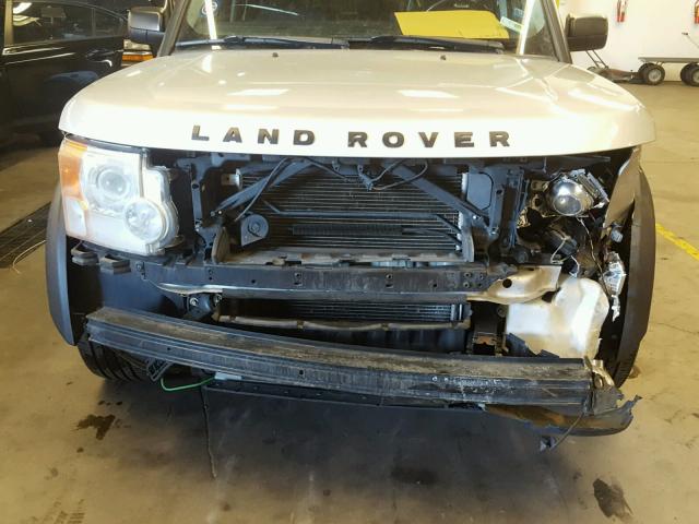 SALAE25436A370805 - 2006 LAND ROVER LR3 SE SILVER photo 9