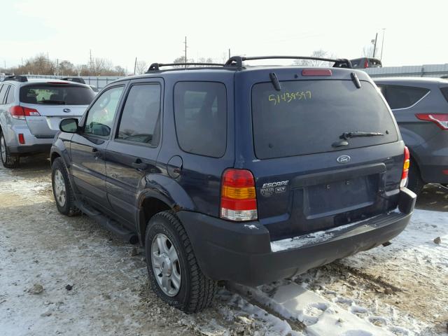 1FMYU93103KA91906 - 2003 FORD ESCAPE XLT BLUE photo 3