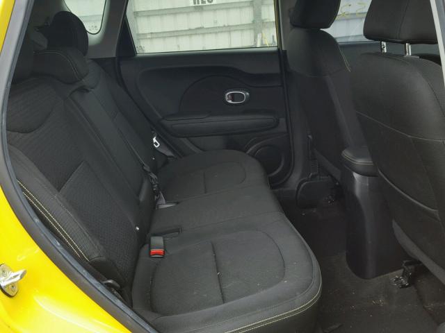 KNDJP3A53F7186614 - 2015 KIA SOUL + YELLOW photo 6