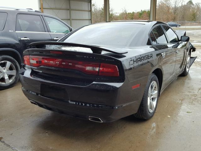 2C3CDXBG1CH158646 - 2012 DODGE CHARGER SE BLACK photo 4