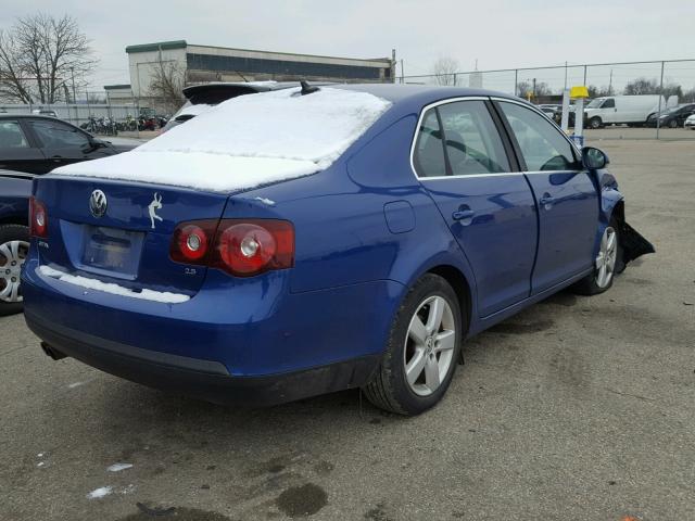 3VWRM71K98M042726 - 2008 VOLKSWAGEN JETTA SE BLUE photo 4