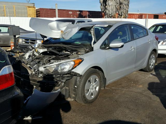 KNAFK4A63F5425221 - 2015 KIA FORTE LX SILVER photo 2