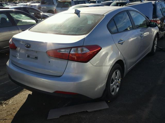 KNAFK4A63F5425221 - 2015 KIA FORTE LX SILVER photo 4