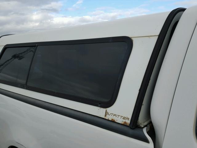 1FTZX1727YKA17068 - 2000 FORD F150 WHITE photo 9