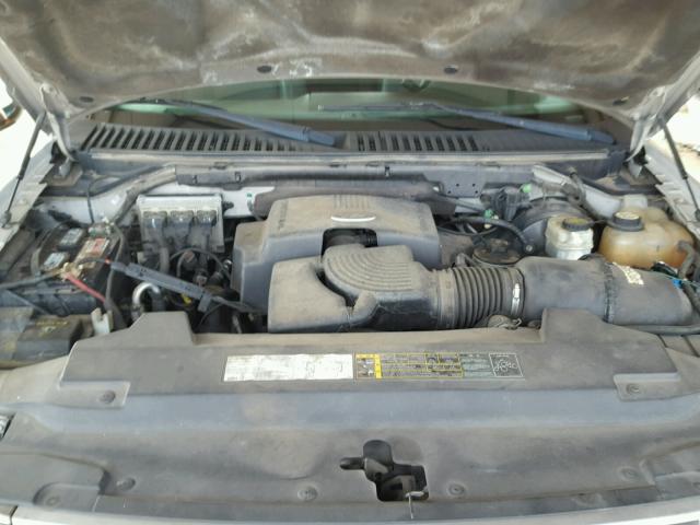 1FMPU15L04LA44592 - 2004 FORD EXPEDITION SILVER photo 7