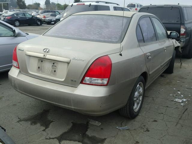 KMHDN45D82U402183 - 2002 HYUNDAI ELANTRA GL GOLD photo 4