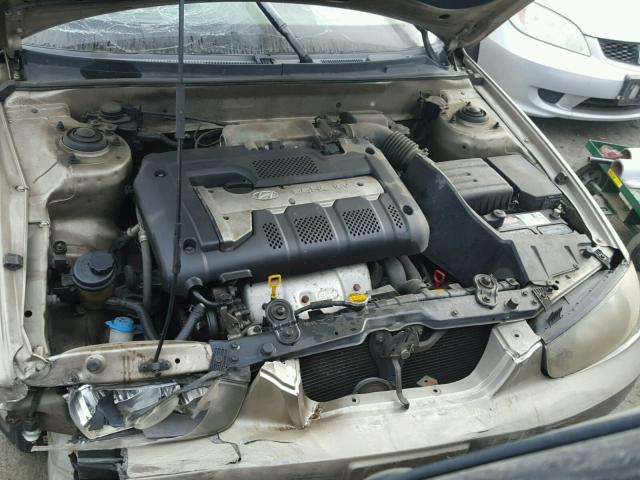 KMHDN45D82U402183 - 2002 HYUNDAI ELANTRA GL GOLD photo 7