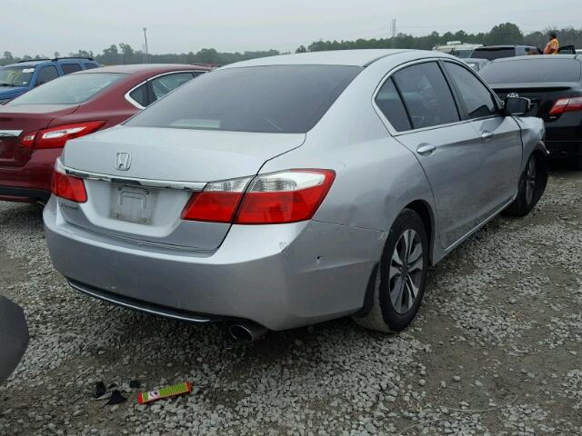 1HGCR2F32DA011342 - 2013 HONDA ACCORD LX SILVER photo 4