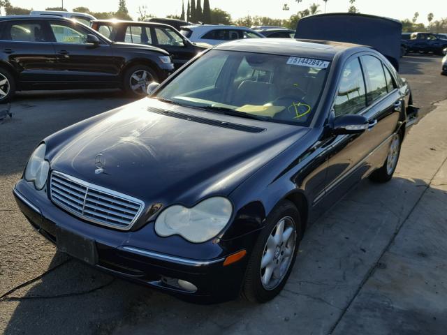 WDBRF61J73A483886 - 2003 MERCEDES-BENZ C 240 BLUE photo 2