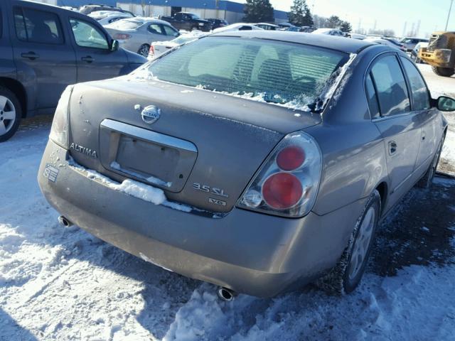 1N4BL11D55C168204 - 2005 NISSAN ALTIMA SE TAN photo 4